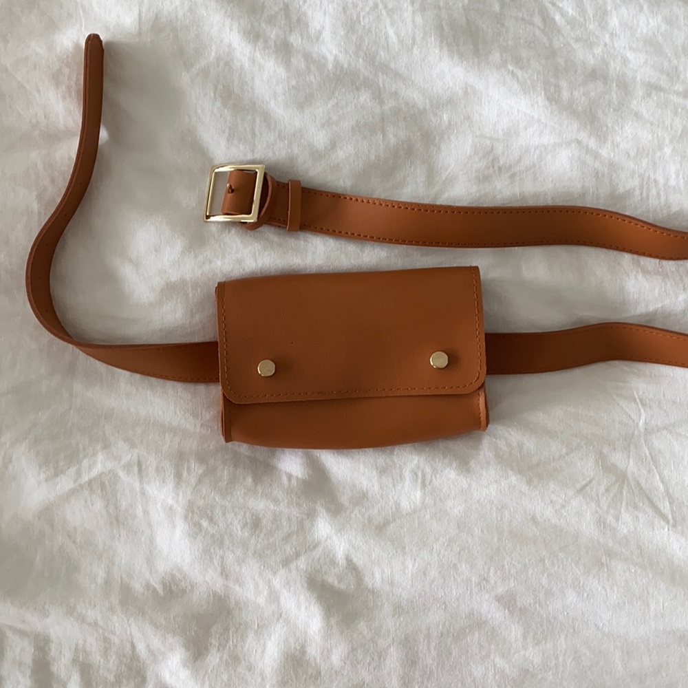 Leather Fanny pack!